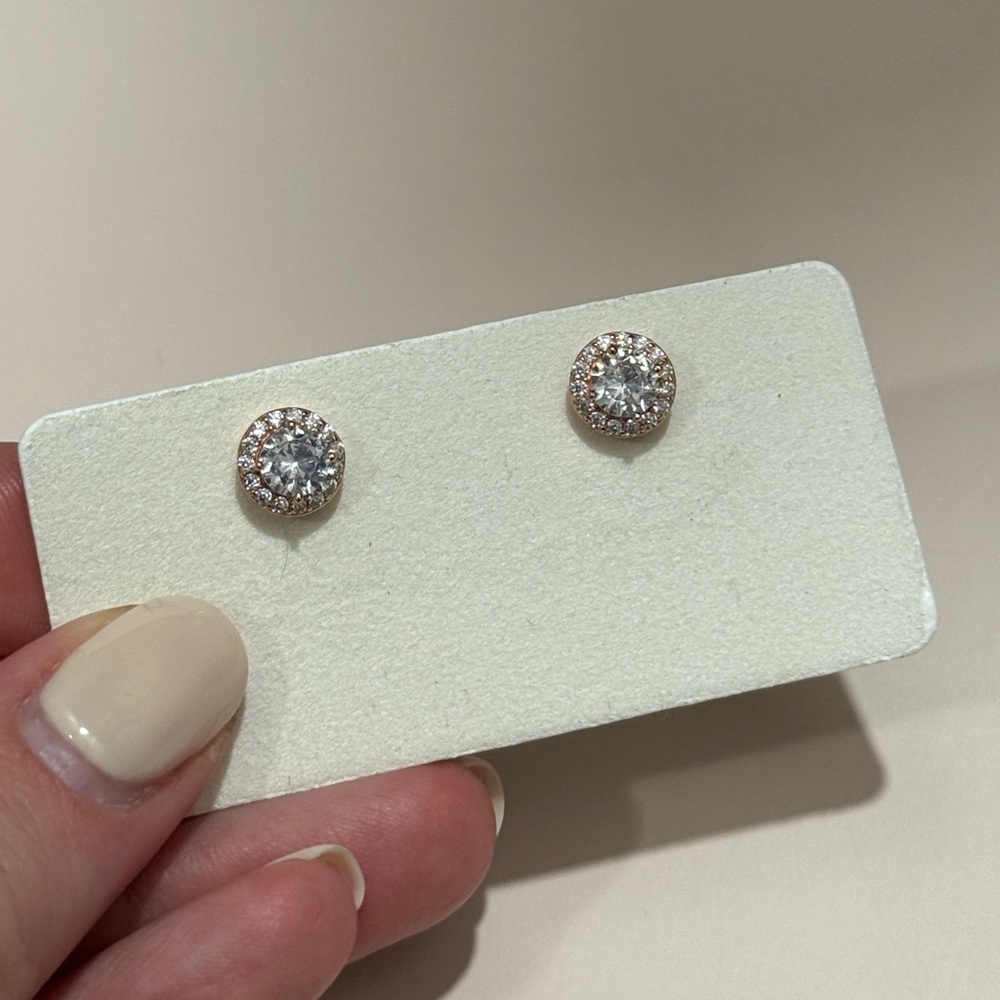 Diamond stud earrings